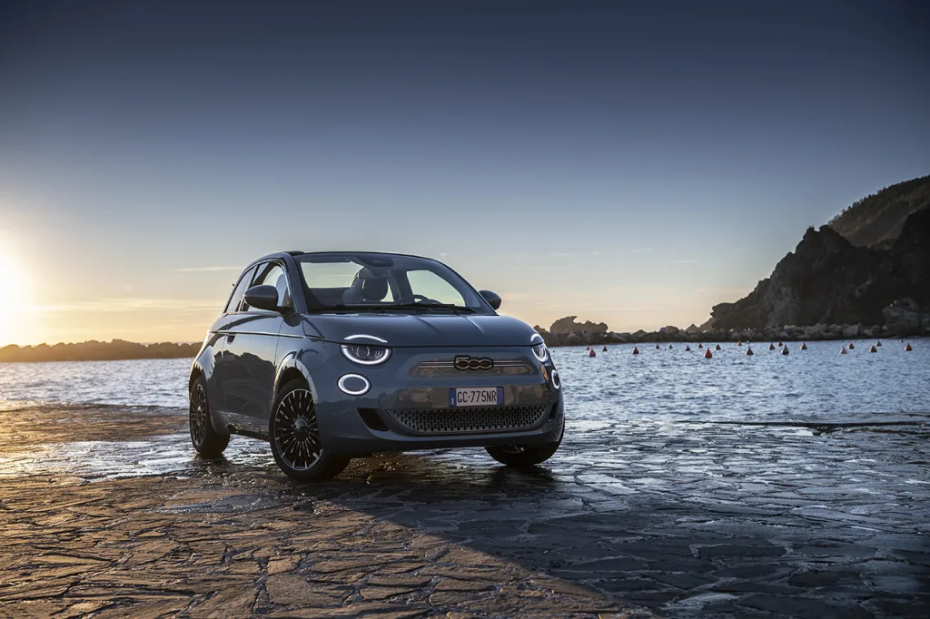 이 차가 1위라고? 피아트 500e, 유럽시장 전기차 판매량 놀랍다 2 피아트 500e grey