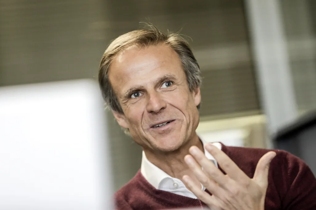 포르쉐 마칸 일렉트릭, 놀라운 혁신과 기술, 25일을 기대하라 2 마이클 마우어 Michael Mauer