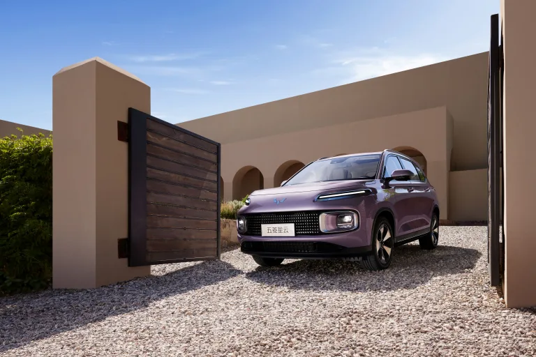 중국 SUV 우링 스타 1