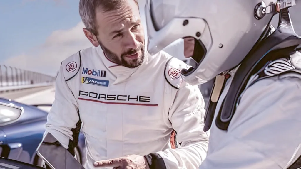 포르쉐 익스피리언스 센터(porsche experience center)