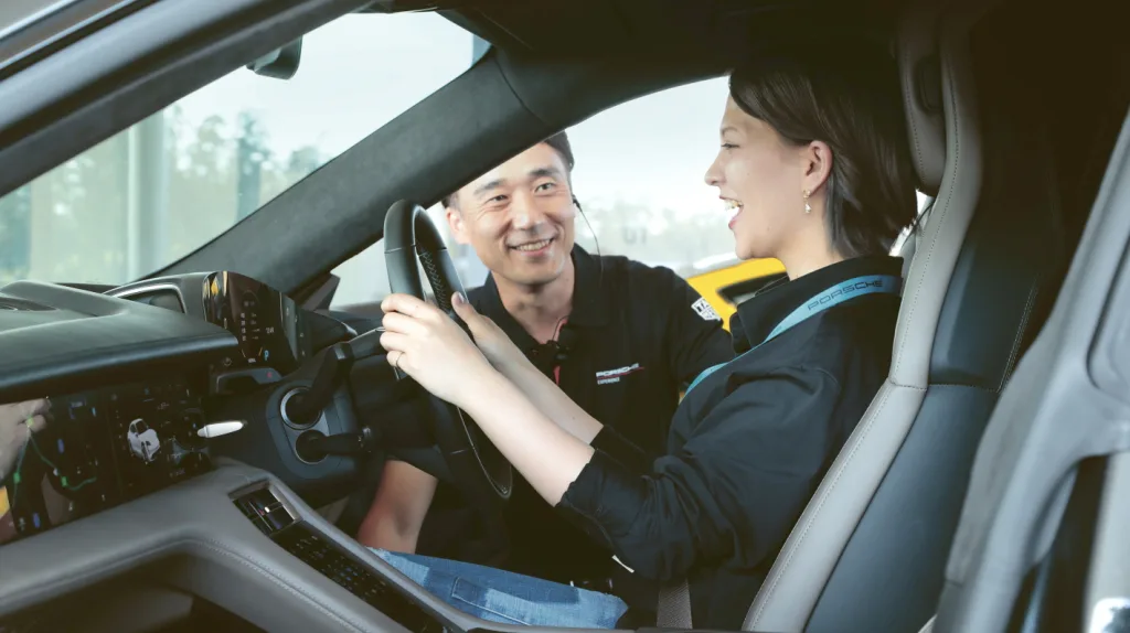 포르쉐 익스피리언스 센터(porsche experience center)