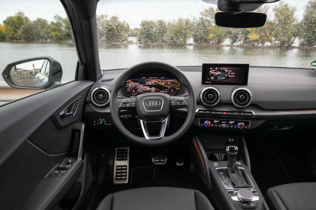 아우디 Q2 (audi Q2)