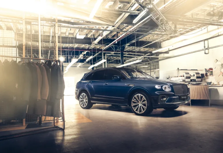 벤틀리 벤테이가 (Bentley private white VC bentayga)