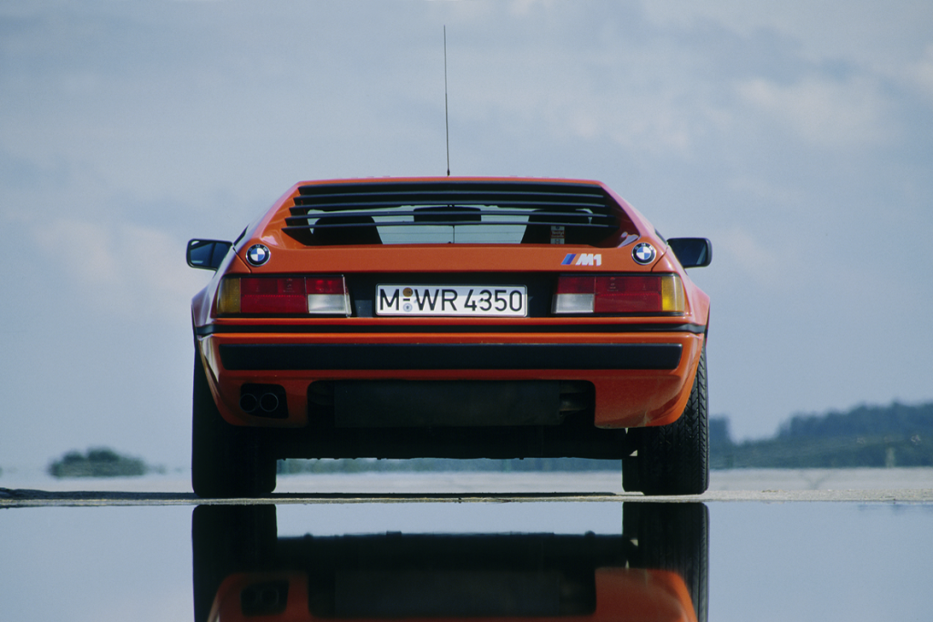 The BMW M1 was the first to bear the new logo at the rear.