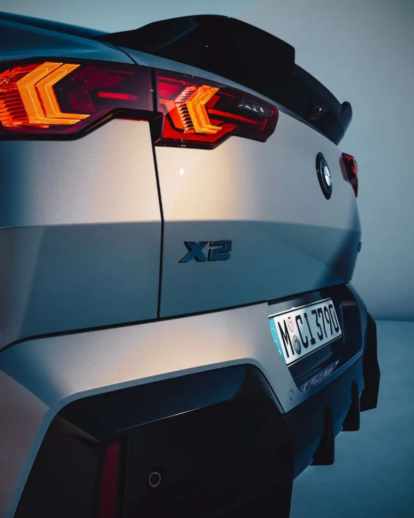 BMW X2 M35i xDrive, 누구도 생각하지 못했던 컬러 추가 10 BMW X2 M35i xDrive color