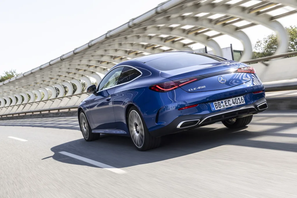 메르세데스-벤츠 CLE 쿠페 출시, 하늘에서 삼각별이 내린다 2 디 올-뉴 메르세데스-벤츠 CLE 쿠페(Mercedes-Benz CLE )