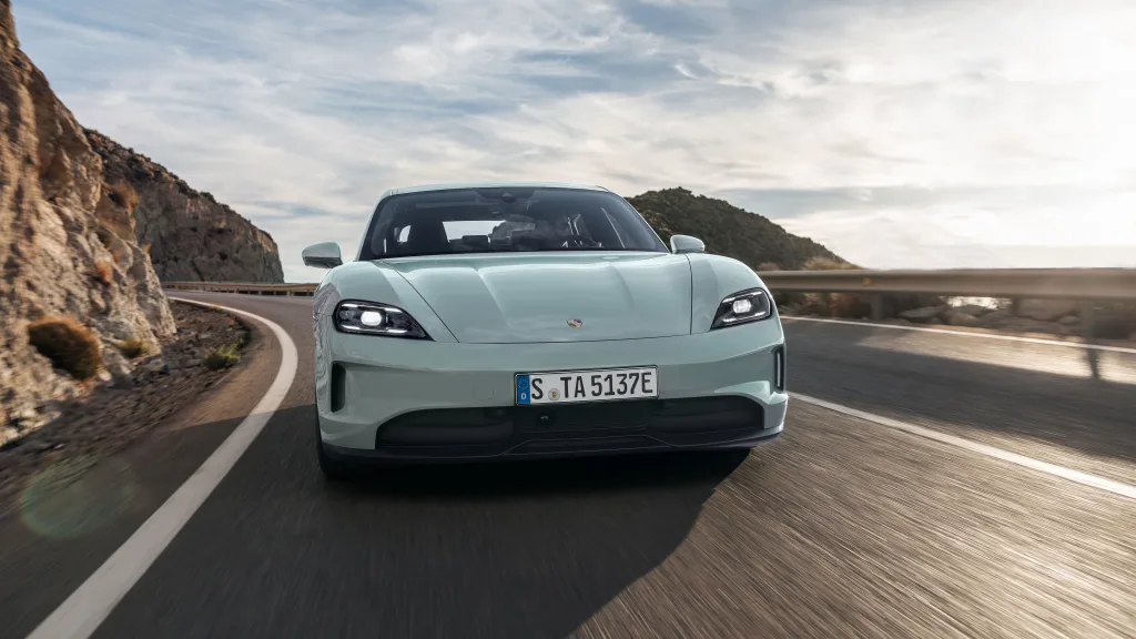 포르쉐 타이칸, 모든 기준을 다시 바꾸고 2024년 돌아왔다 2 포르쉐 타이칸 (Porsche Taycan)