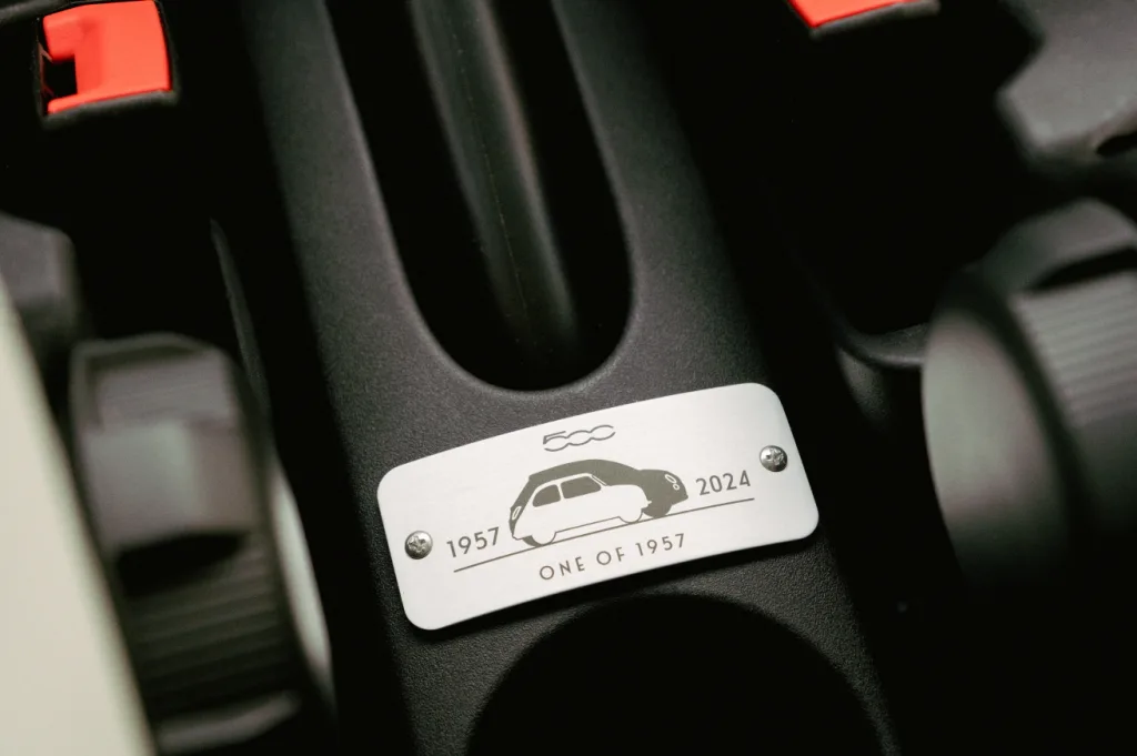 피아트 500 (Fiat 500 collezione 1957)