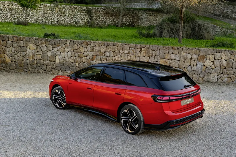 GTX 시대가 열렸다, 강력한 ID.3 GTX, ID.7 GTX 동시 데뷔 6 volkswagen ID.7 GTX Tourer