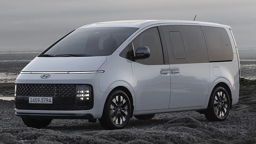 hyundai staria front2 jpg https://mobilityground.com/wp-content/uploads/2024/03/hyundai-grandeur-front1-jpg.webp