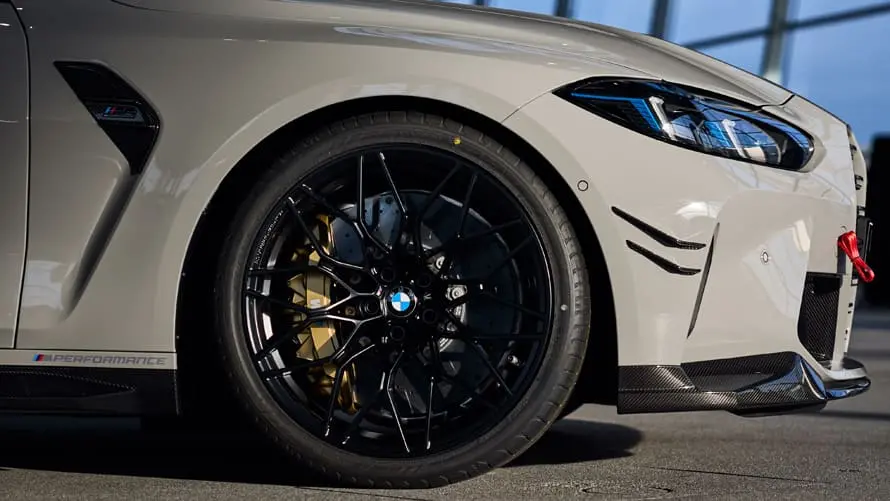 BMW M4를 더 제대로 타는 방법, M4 전용 퍼포먼스 파츠가 필요해 3 BMW M M4 performance parts