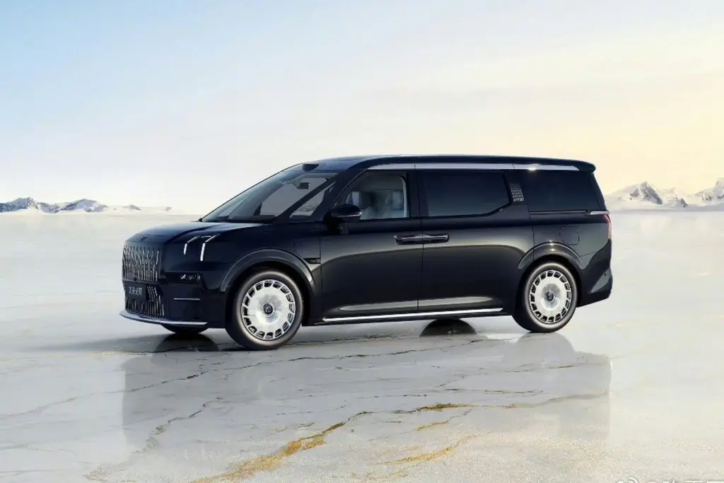 지커 009, 미니밴의 롤스로이스가 되고 싶은 인테리어 공개 1 Zeekr 009