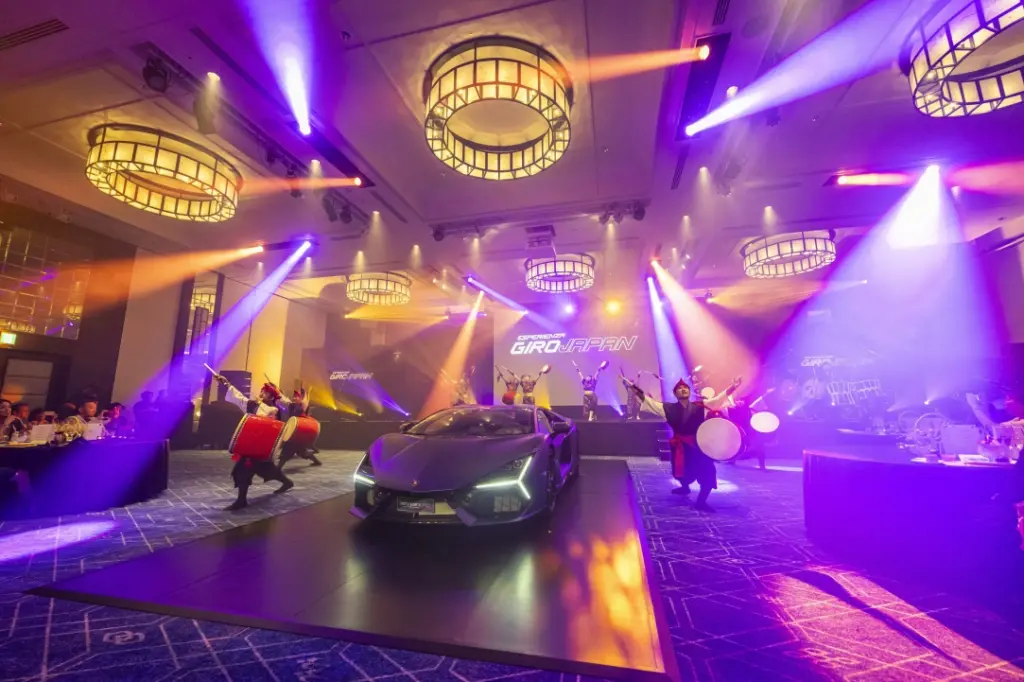 람보르기니 (Lamborghini Esperienza Giro Japan)