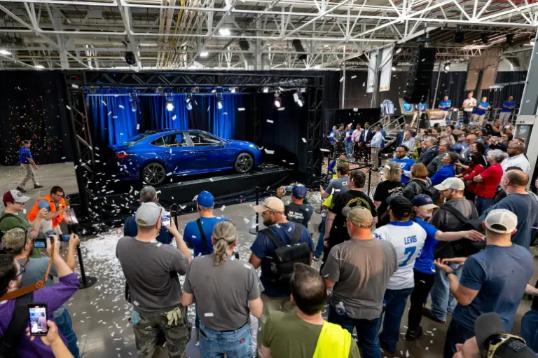 토요타 캠리 생산 시작