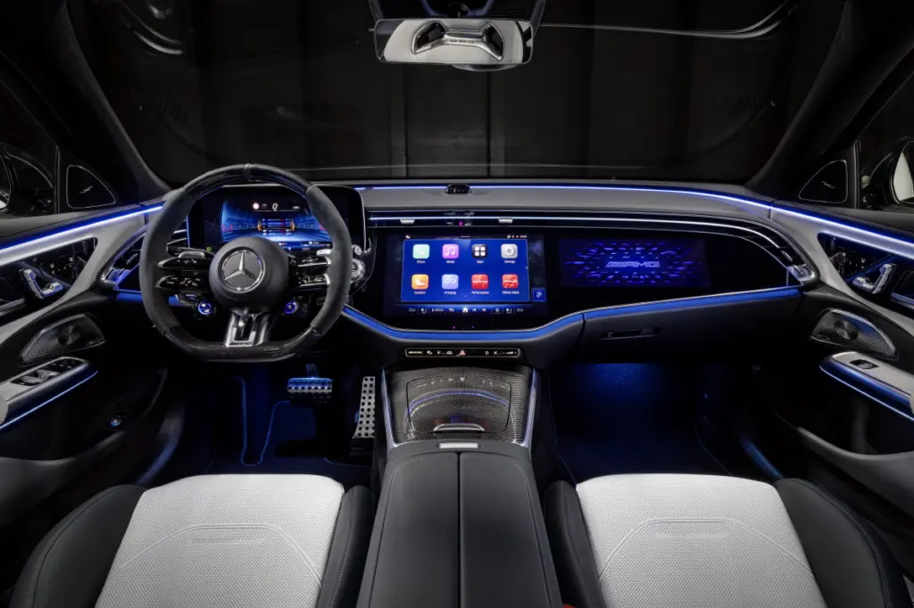 끝판왕 E-클래스, 메르세데스-AMG E53 HYBRID 4MATIC+ 3 the new Mercedes-AMG E 53 HYBRID 4MATIC+