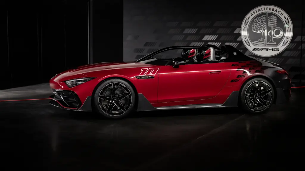 Mercedes‑AMG PureSpeed concept a red sports car with a black roof