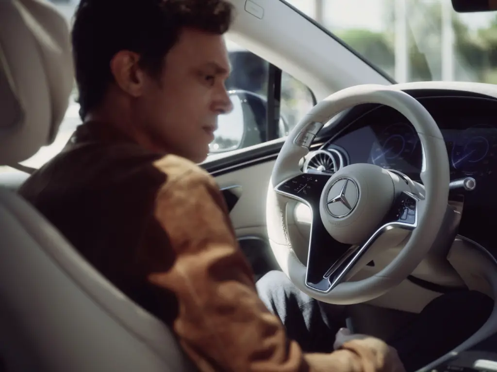 Mercedes-Benz Markenkampagne „Dreamer – a DRIVE PILOT story” Mercedes-Benz brand campaign „Dreamer – a DRIVE PILOT story”