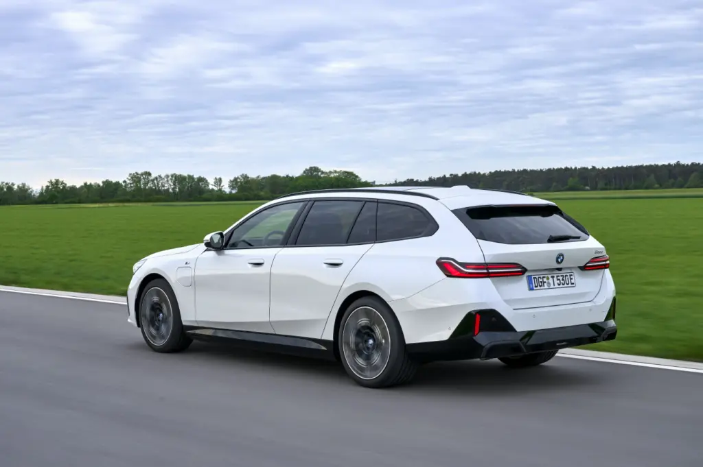 BMW i5 Touring