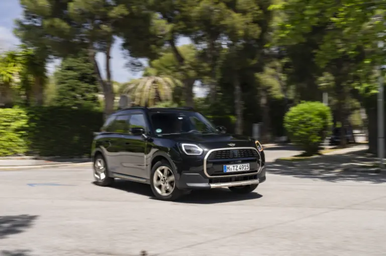 MINI Countryman D