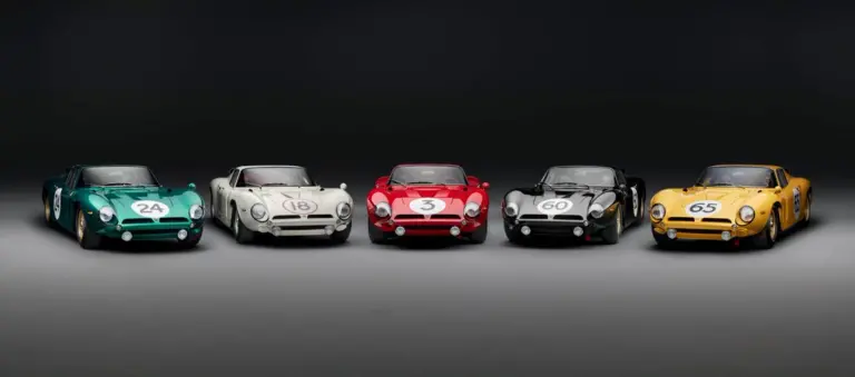 비자리니 5300 GT (Bizzarrini 5300 GT Corsa Revival )