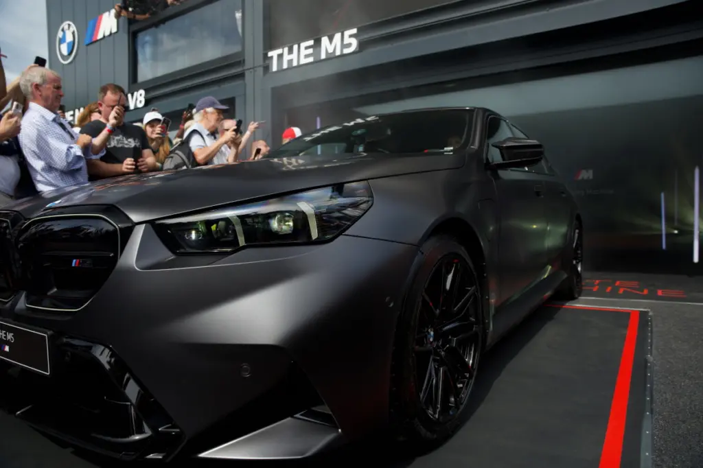 BMW M5 세계 최초 공개, 굿우드 페스티벌은 완벽한 무대 1 bmw m5