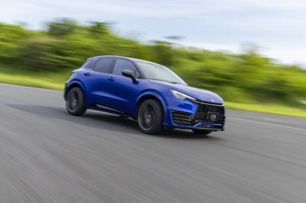 렉서스 LBX (Lexs LBX MORIZO RR)