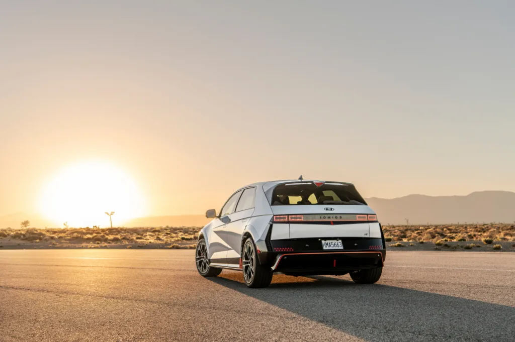 아이오닉 5 N, 카앤드라이버 '올해의 전기차' 3년 연속 수상 2 사진2 아이오닉 5 N https://mobilityground.com/wp-content/uploads/2024/08/사진1-아이오닉-5-N.jpg