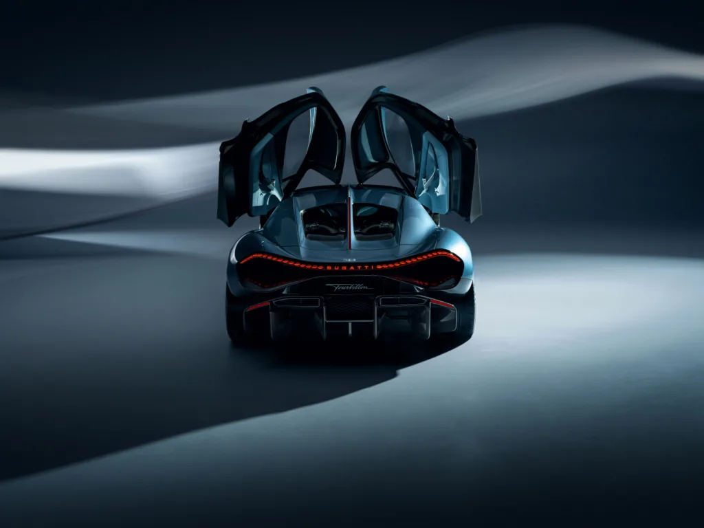 28 BUGATTI World Premiere Presskit Images https://mobilityground.com/wp-content/uploads/2024/09/26-BUGATTI-World-Premiere-Presskit-Images.jpg