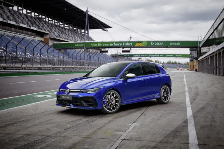 World premiere for the most powerful Golf: New R and R Variant launch with 245 kW (333 PS)