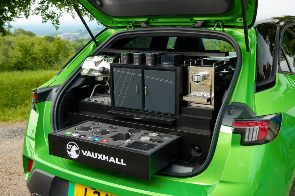 복스홀 모카 커피-E ,VAUXHALL REVEALS THE PERFECT COFFEE BREAK FOR CAFFEINE CRAVING BRITS