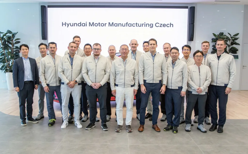 Hyundai Motor Group Chairman Chung Eui-Sun reviews European business and outlines future growth strategy 4 Hyundai Motor Group Chairman Chung Eui-Sun reviews European business and outlines future growth strategy