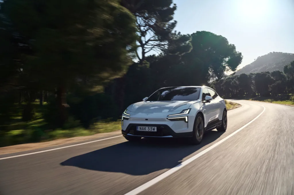 폴스타 4 주행거리 511 km 인증 결과 공개