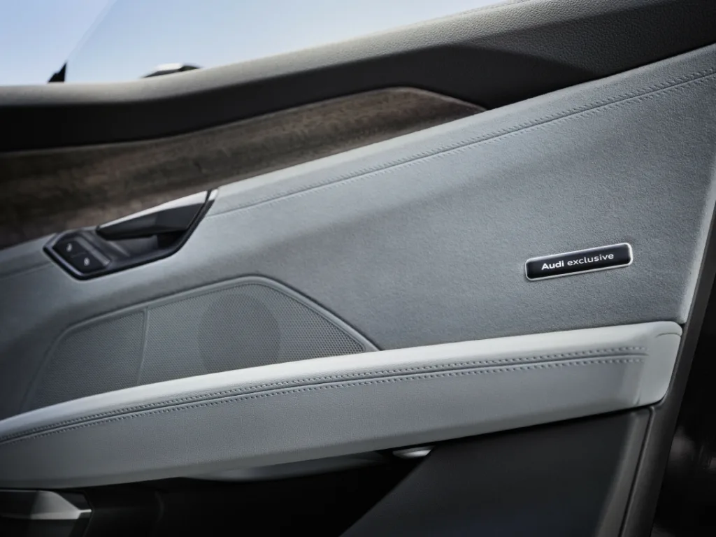 Audi exclusive makes the Audi e-tron GT more personal than ever 6 Detail, Colour: Arabica grey metallic, customized paint finish, Audi exclusive