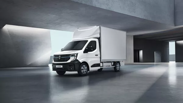 Renault Master H2-Tech Prototype sets the new standard for hydrogen with a 700 km rang and 5-minute charge 1 Renault Master H2-Tech Prototype sets the new standard for hydrogen with a 700 km range* and 5-minute charge