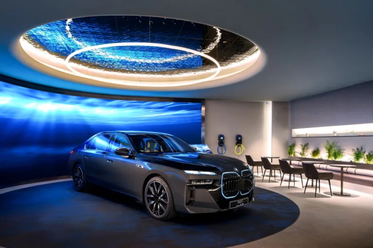 -BMW 코리아, BMW 럭셔리 클래스 고객 전용 맞춤형 주문 서비스 ‘BMW 인디비주얼’ 프로그램 선보여