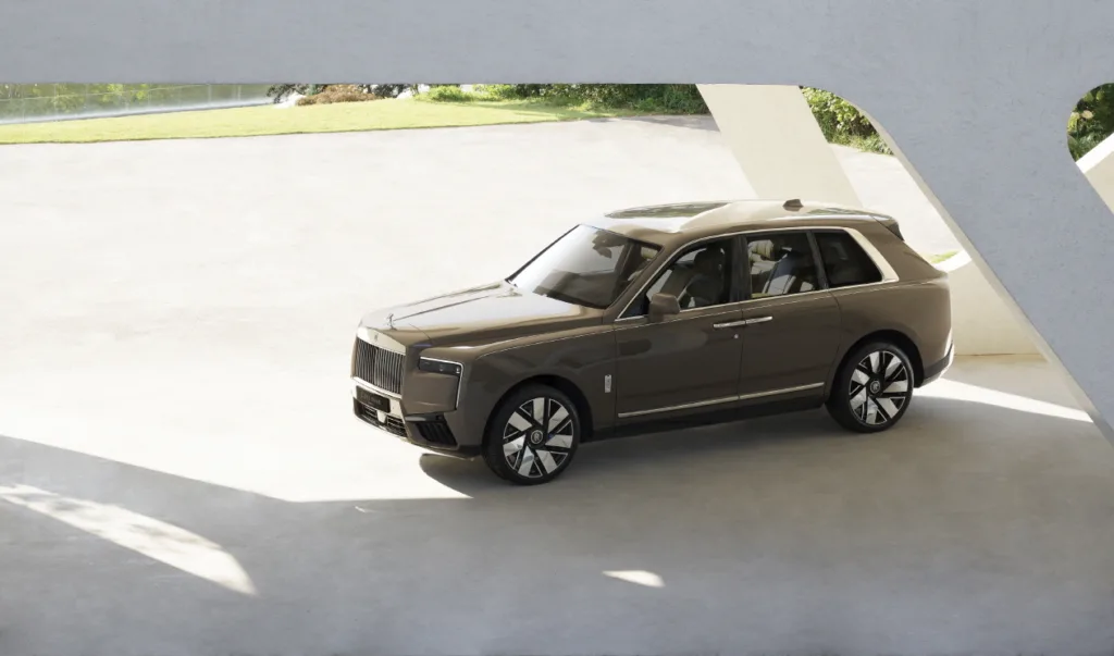 슈퍼 럭셔리 SUV 컬리넌, 특별한 옵션 가득 담고 한국 땅 밟았다 3 사진3-롤스로이스 컬리넌 시리즈 II