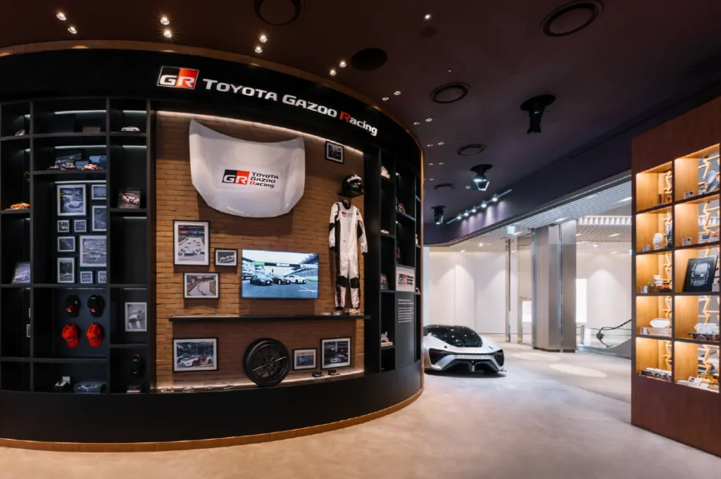 렉서스 커넥트투 CONNECT TO 출입구 외관