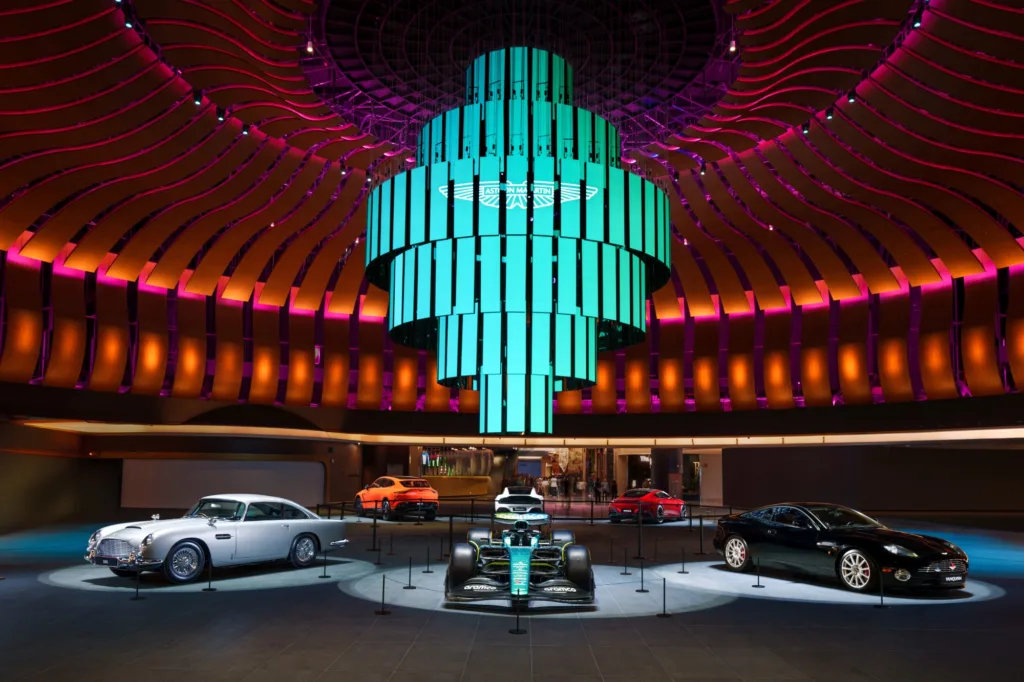 애스턴마틴 차량 전시