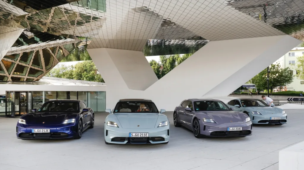 포르세 타이칸 시승 The Taycan E-xperience Tour – from Stuttgart to Istanbul