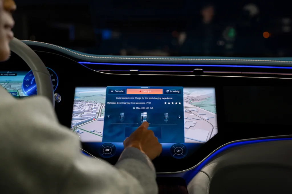 메르세데스-벤츠 메르세데스 미 차지 Digital Charging Service Mercedes me Charge Expands Rapidly: Global Charging Network Reaches New Milestone of 2 Million Charging Points