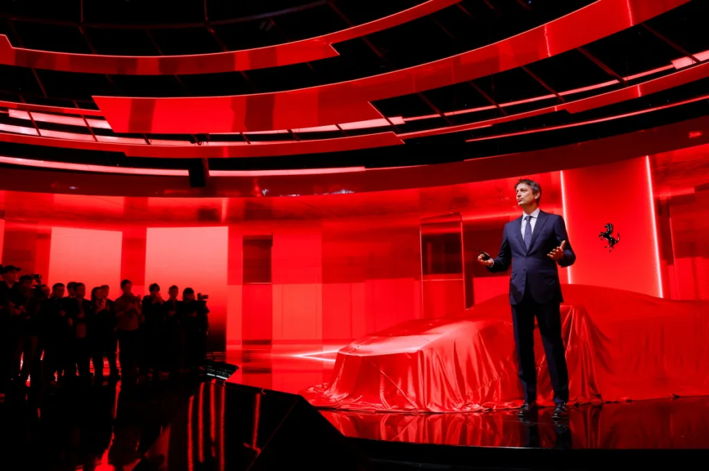 우니베르소 페라리 (Ferrari)