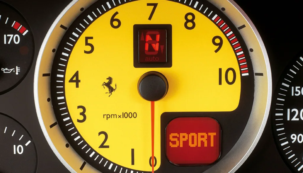 페라리 V8 탑재한 위대한 모델, 360 모데나에서 F430까지 7 페라리, While the Ferrari 360 Modena was always going to be a hard act to follow, the Ferrari F430’s sharp silhouette and high-tech credentials made it a more than worthy successor