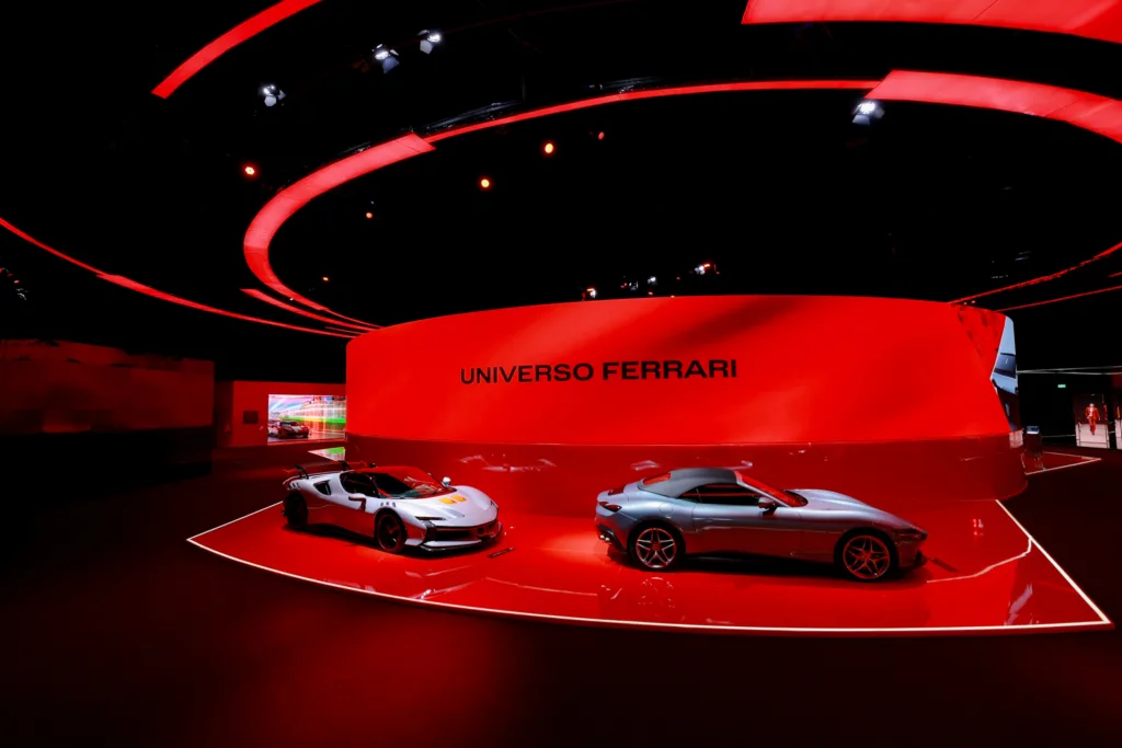 우니베르소 페라리 (Ferrari)