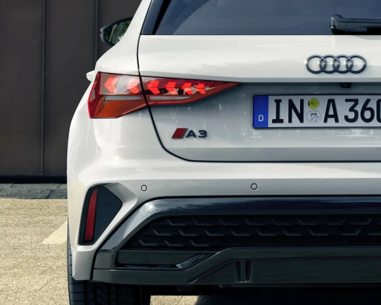 아우디 A3 스포트백 TFSI e