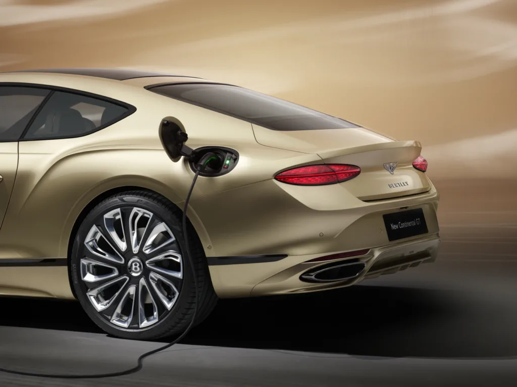 벤틀리 컨티넨탈 GT, GTC, 플라잉스퍼에 뮬리너를 더하면 이렇게? 5 벤틀리 뮬리너 컨티넨탈 GT, 컨티넨탈 GTC, 플라잉스퍼 Most powerful Mulliner models yet define pinnacle versions of Continental GT, GTC and Flying Spur