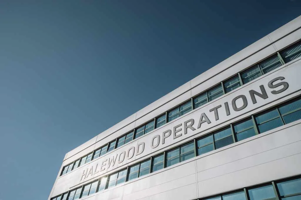 JLR INVESTS £500 MILLION INTO CREATING EV FACTORY OF THE FUTURE IN MERSEYSIDE