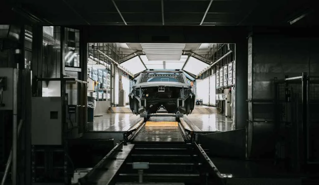 JLR INVESTS £500 MILLION INTO CREATING EV FACTORY OF THE FUTURE IN MERSEYSIDE