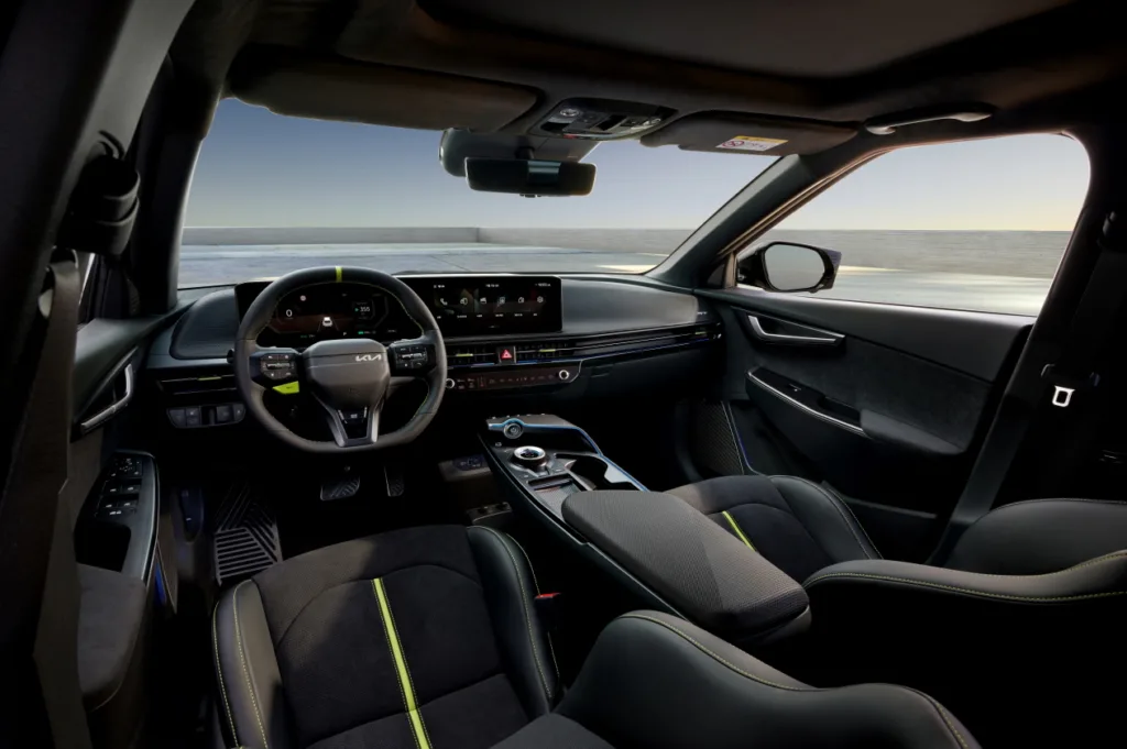 기아, 한층 강력해진 ‘더 뉴 EV6 GT’ 계약 개시 2 더 뉴 EV6 GT 내장