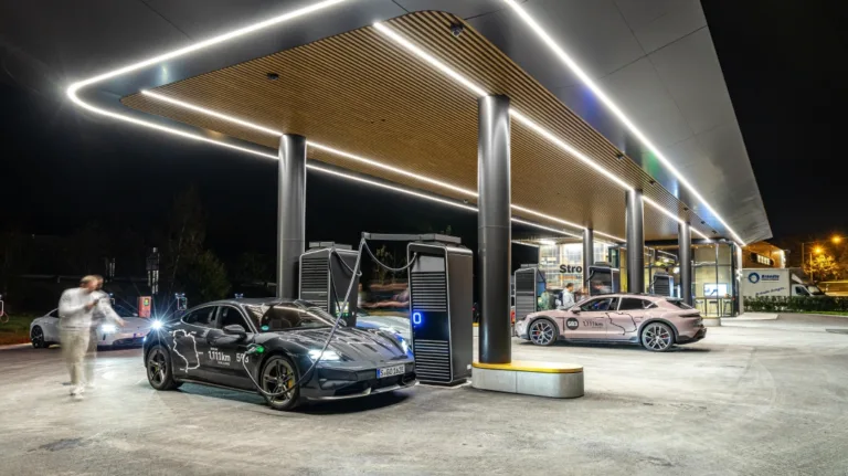 포르쉐 타이칸 (Range challenge for the Porsche Taycan)