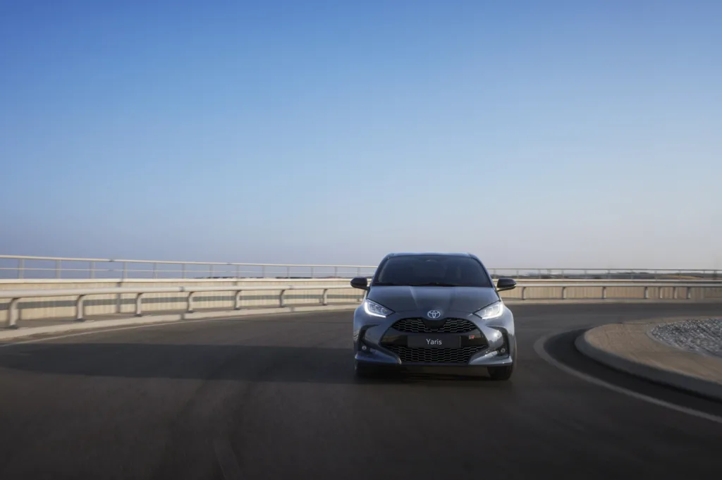 토요타 야리스 (Toyota 2025 Yaris)